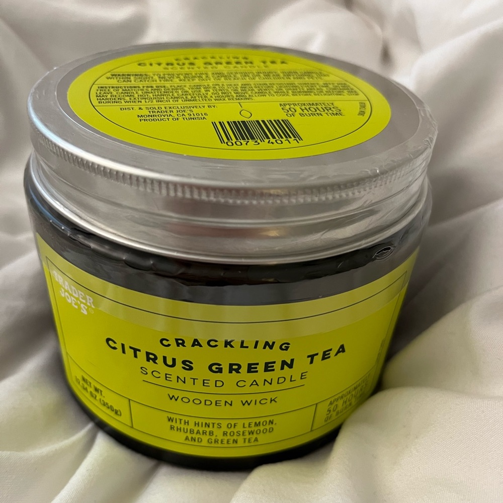 trader joe’s crackling citrus green tea candle